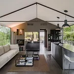 Villa Glass House & Italy Terruggia