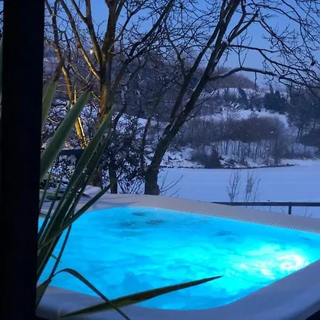 Glass House & Italy * Terruggia