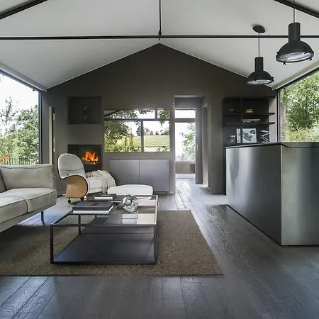 Glass House & - Dca Esg Sustainability Certified - Terruggia