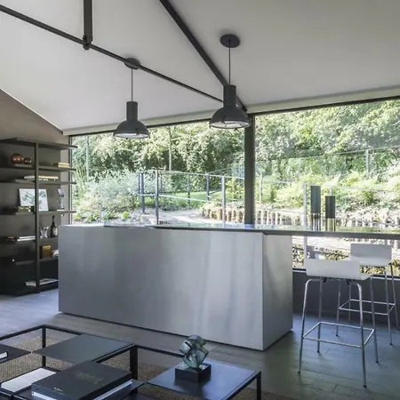 Villa Glass House & Italy