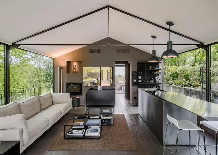 Villa Glass House & Italy Terruggia